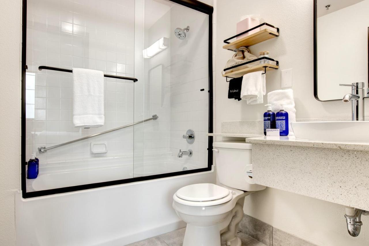 Elwood Hotel & Suites Лексингтон Екстер'єр фото
